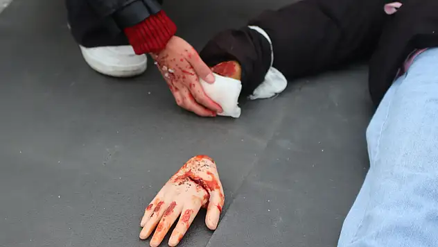 Kayseri'de film sahnelerini aratmayan tatbikat