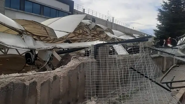 Kayseri'de fırtına fabrikayı vurdu: Maddi hasar oluştu!
