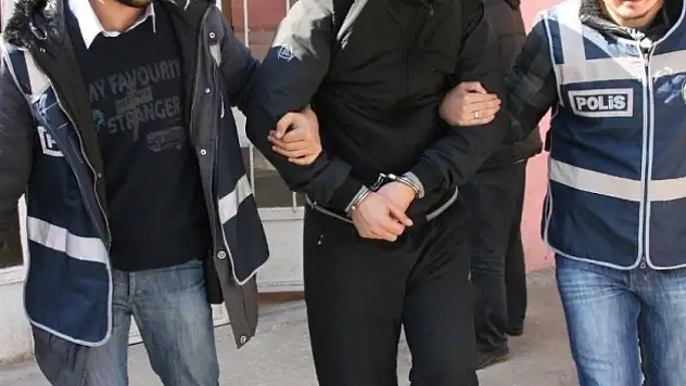 Kayseri'de gayubet evlerine operasyon: Çok sayıda FETÖ hükümlüsü yakalandı!
