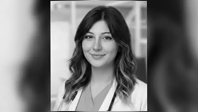 Kayseri'de genç doktor adayını hayattan koparan kaza kamerada!