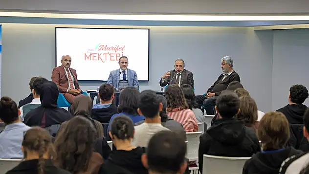 Kayseri'de gençler edebiyat ve kültürle buluşuyor