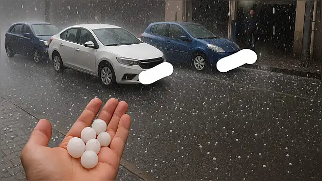 Kayseri'de gökten fındık büyüklüğünde dolu yağdı!