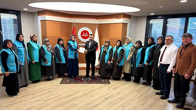 Kayseri'de gönüllü kadınlardan Gazze'ye 30 bin TL yardım