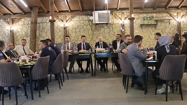 Kayseri'de hakim ve savcılara veda yemeği!