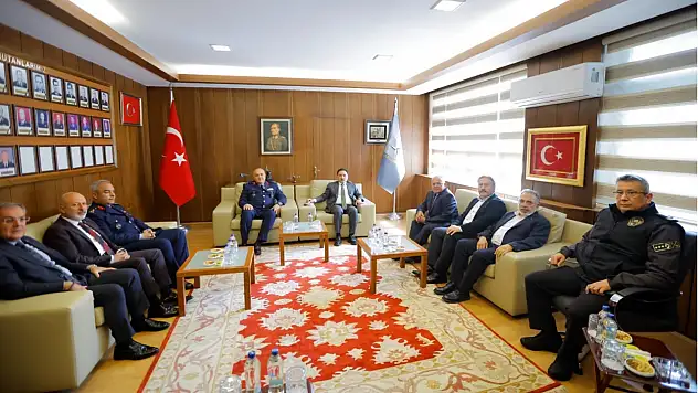 Kayseri'de Hava İkmal'in 100. yılına özel cadde