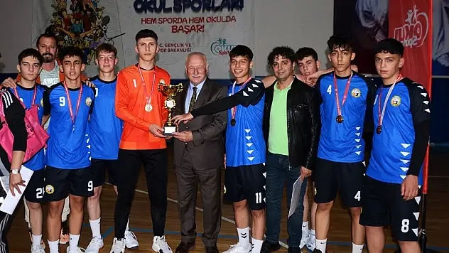 Kayseri'de hentbol heyecanı sona erdi