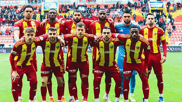 Kayseri'de ilk yarı sona erdi- Maçta tek gol var (Kayserispor - Başakşehir)
