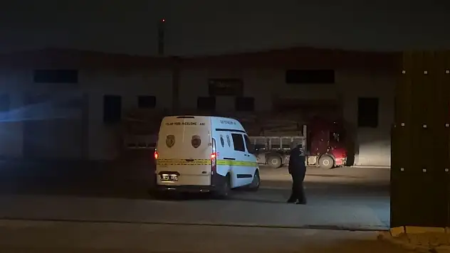 Kayseri'de iş kazası: Makineye sıkışan işçi hayatını kaybetti!