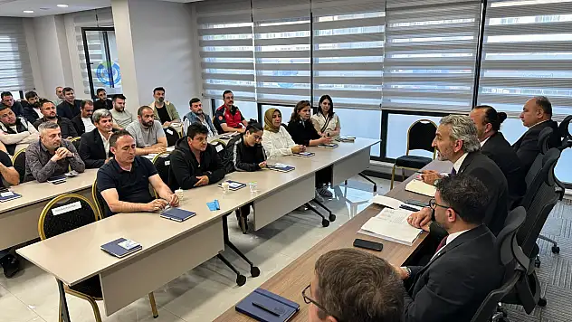 Kayseri'de iş yeri temsilcileri ve komite başkanları bu toplantıda bir araya geldi!