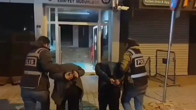 Kayseri'de işyerinden hırsızlık yapan 2 şüpheli daha fazla kaçamadı!