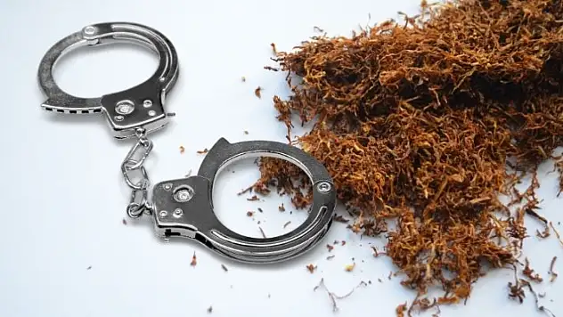 Kayseri'de kaçakçılığa geçit yok: Aracından 940 kilo tütün çıktı