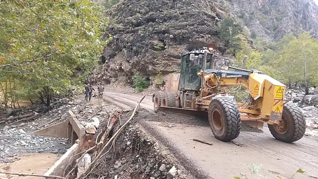 Kayseri'de Kapuzbaşı yolu ulaşıma açıldı: Vatandaşlar nefes aldı