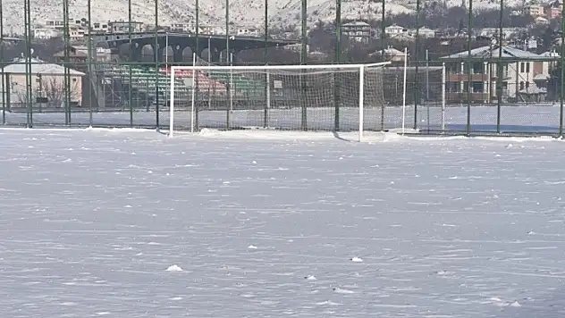Kayseri'de kar engeli! Amatör lig maçları ertelendi