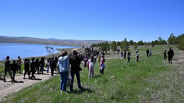 Kayseri'de Kaymakam ve Belediye Başkanı öğrencilerle bakın nerede bir araya geldi?