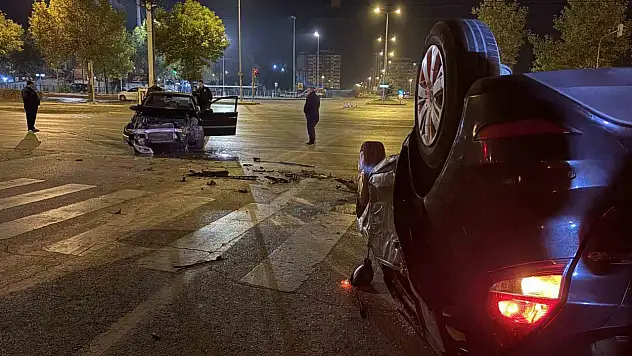 Kayseri'de feci kaza: Otomobil takla attı, 2 yaralı!