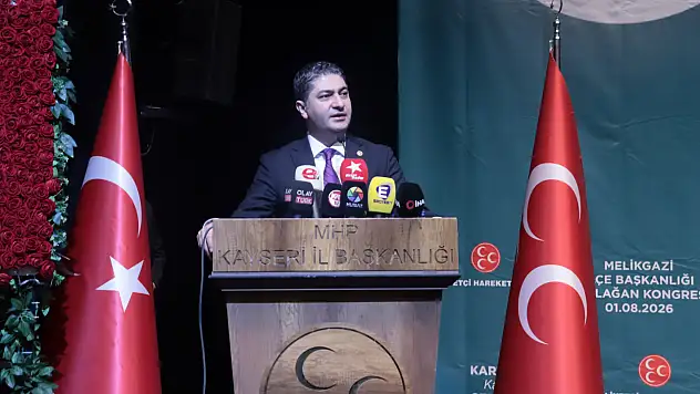 Kayseri'de konuştu! Türkiye için en büyük tehlikeyi tek tek sıraladı