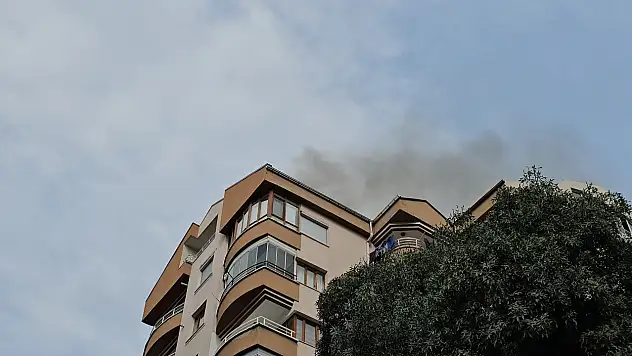 Kayseri'de korku dolu anlar yaşatan yangın söndürüldü
