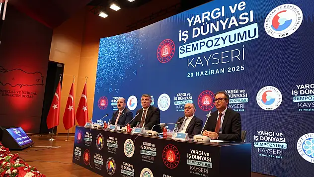 Kayseri'de Kritik Hukuk Zirvesi'nde düşündüren tablo!