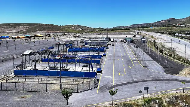 Kayseri'de kurban kesim ve satış yerinde hazırlıklar başlıyor!