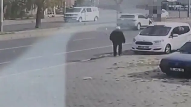 Kayseri'de lise öğrencisinin hayatını kaybettiği kaza kameralara yansıdı