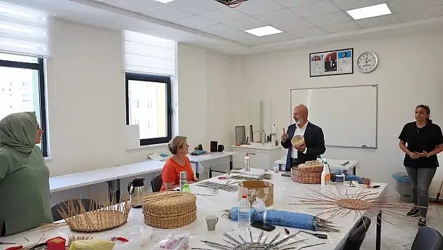 Kayseri'de mahalle kültürünü yaşatan ve kaynaştıran eğitim merkezi