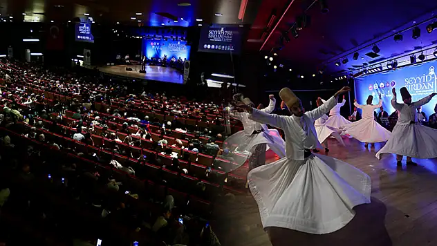 Kayseri'de maneviyat dolu gece: Seyyid'-i Sırdan programına büyük ilgi!