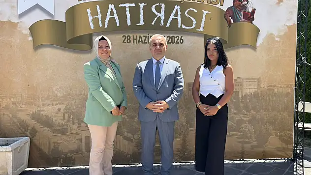 Kayseri'de mezunlar buluştu, Büyükşehir standı ilgi odağı oldu