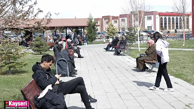 Kayseri'de MSÜ Askeri Öğrenci Aday Belirleme Sınavı yapıldı