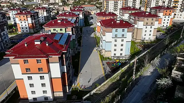 Kayseri'de o ilçede yapılan konutlarda eksiklik bitmiyor!