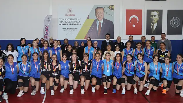 Kayseri'de ödüller sahiplerini buldu: Sporun birleştirici gücü!