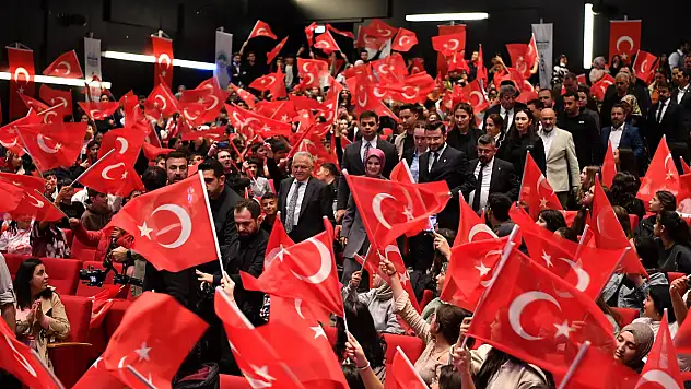 Kayseri'de öğrencilere 1782 kitap seti dağıtıldı!