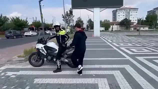 Kayseri'de öğrencilerin imdadına polis ekipleri yetişti!