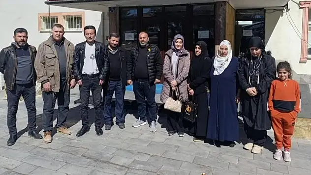 Kayseri'de okul gerilimi: Veliler ayağa kalktı ''Okulumuz kapanmasın!''