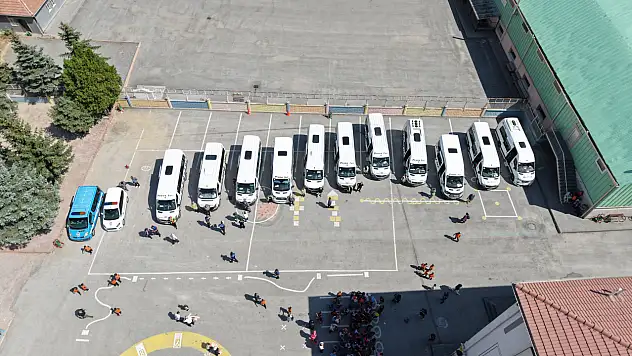 Kayseri'de okul servislerine mercek: Büyükşehir sahada!