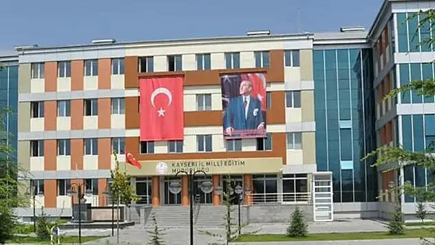 Kayseri'de okullar bugün anma töreni ile başlayacak!