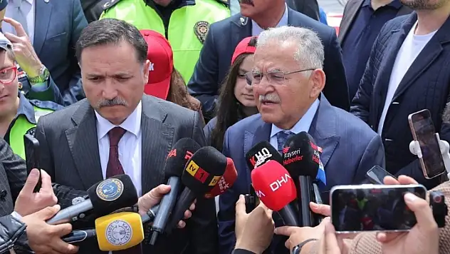 Kayseri'de 'Önce Yaya' etkinliği! Başkan Büyükkılıç ve Vali Çiçek katıldı