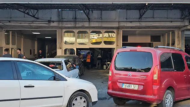 Kayseri'de oto tamircide silah kazası: Çırak yaralandı!