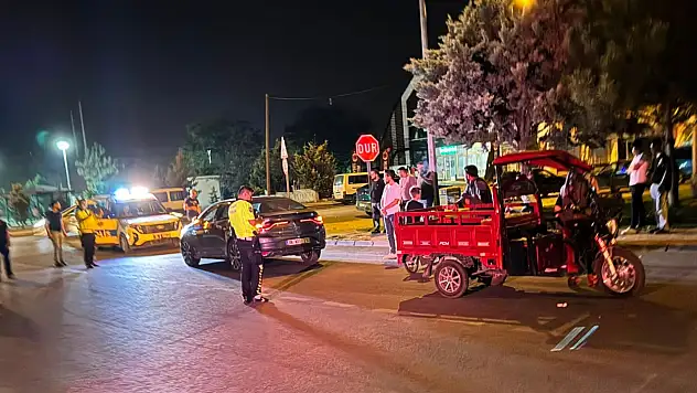 Kayseri'de otomobil ile 3 tekerlekli motosiklet çarpıştı: 1 yaralı