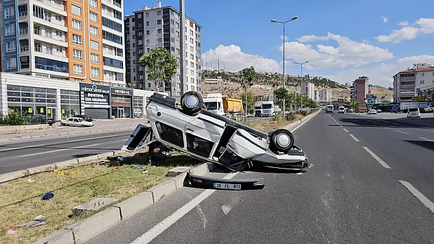 Kayseri'de otomobil takla attı: Sürücü burnu bile kanamadan çıktı