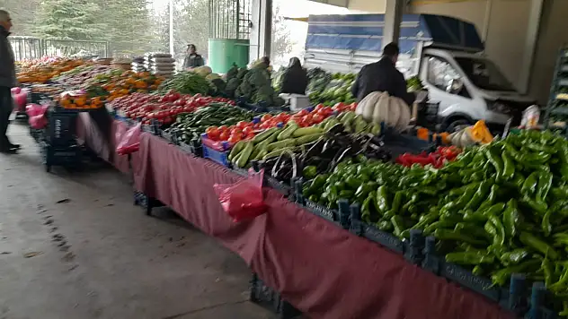 Kayseri'de pazartesi semt pazarı nerelerde kurulacak? (15 Aralık)