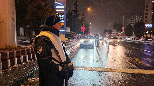 Kayseri'de polis ekipleri göz açtırmıyor