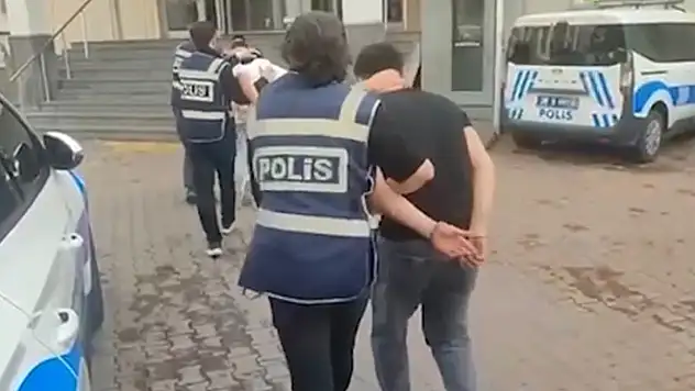 Kayseri'de polis ekiplerinden önemli başarı: Kesinleşmiş hapis cezası bulunan çok sayıda kişi yakalandı!