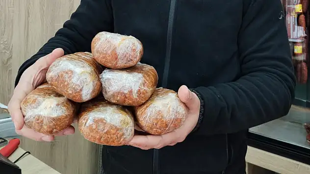 Kayseri'de Ramazan ayının vazgeçilmezi 'Sucuk içinin' fiyatı ne kadar oldu?
