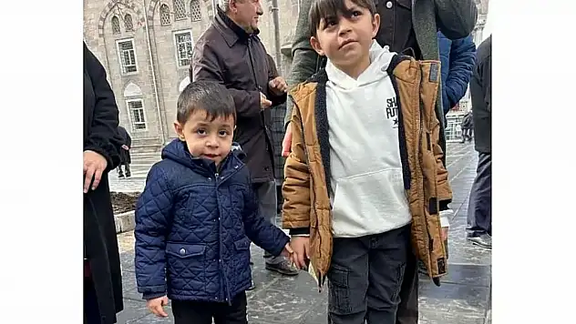 Kayseri'de ramazan çağrısı: ''Tıpkı Melih Eymen'in elinden tuttuğunuz gibi''