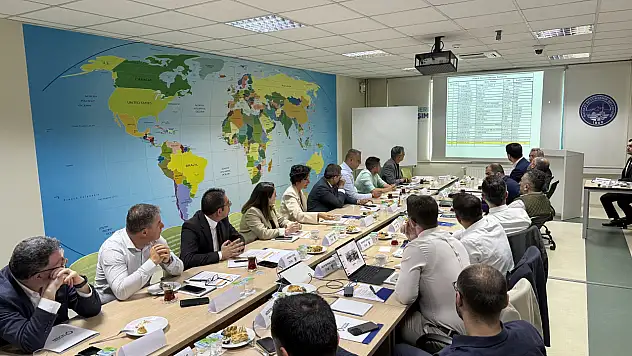 Kayseri'de raylı sistem işletmecileri buluştu