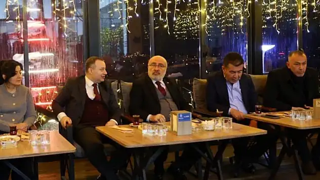 Kayseri'de rektör o ilçeye neden gitti?