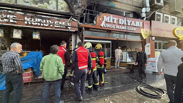Kayseri'de iş yerinde yangın! Ekiplerin müdahalesi sürüyor
