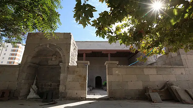 Kayseri'de restorasyonu yapılan cami Ramazan Ayına hazır olacak