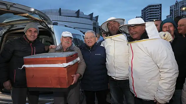 Kayseri'de sabahın ilk ışıklarıyla başladı… 750 üreticiye dikkat çeken destek!