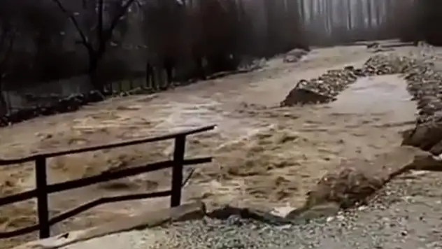 Kayseri'de sağanak felaketi! Yahyalı'da dereler taştı